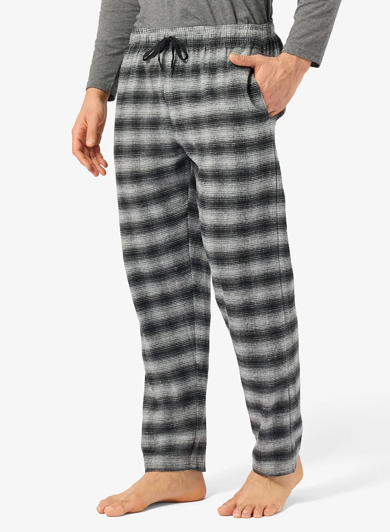 Robert Wood  Regular fit tee and Pant set for Men | Best Price UAE